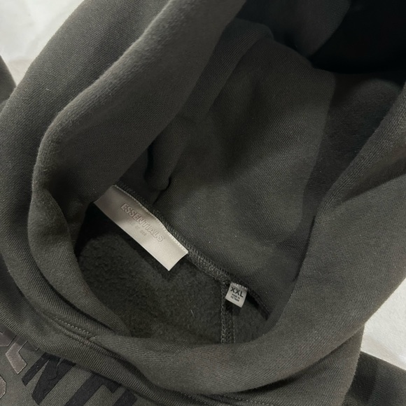 ESSENTIALS FOG HOODIE - Picture 2 of 2